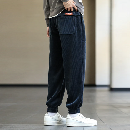 NOT YOUR AVERAGE SWEATS // NAVY