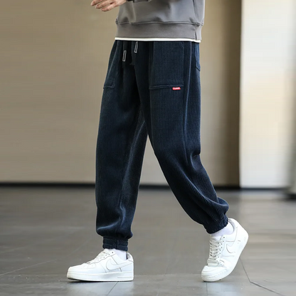 NOT YOUR AVERAGE SWEATS // NAVY